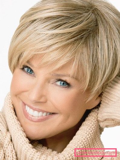 Haircut Aurora per capelli corti