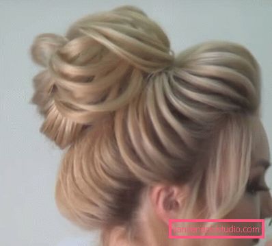 Come fare costole nei capelli (per ballare, dalla corrugazione)