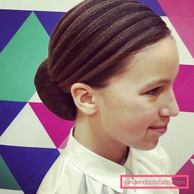 Come fare costole nei capelli (per ballare, dalla corrugazione)