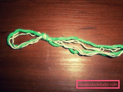 Intreccia trecce afro con fili
