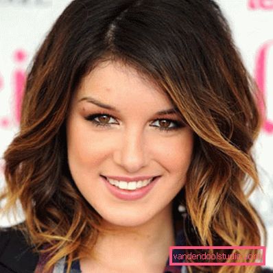 Shatush più pronunciato su capelli scuri di media lunghezza