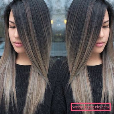 Shatush su capelli lunghi scuri.