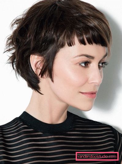 Taglio di capelli da donna Gavrosh