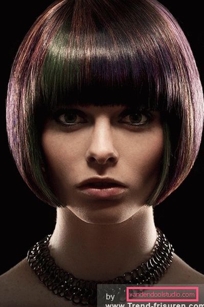 Pagina di taglio di capelli per un viso ovale vicino all'ideale