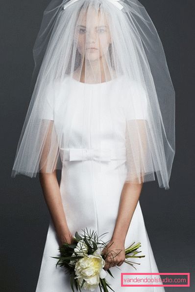 Acconciature da sposa per capelli medi con un velo