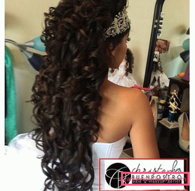 Acconciatura da sposa con chignon