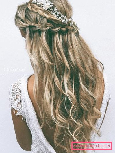 Acconciatura da sposa con chignon