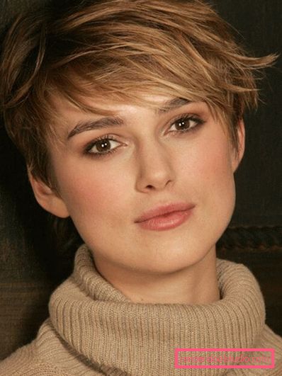 styling per capelli corti con frangia
