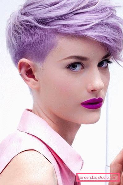 styling per capelli corti con frangia