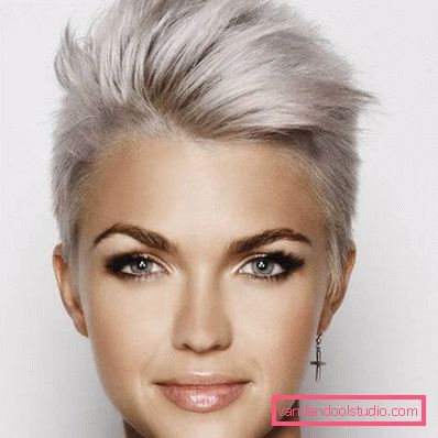 styling per capelli corti