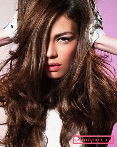 Taglio di capelli lunghi italiani
