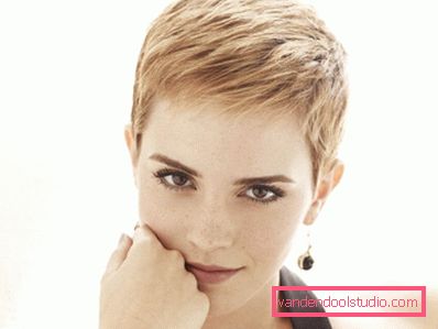 Acconciature da donna per un viso piccolo