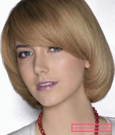 Acconciature da donna per viso ovale