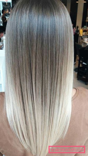 Acconciature da donna per capelli lunghi per viso tondo