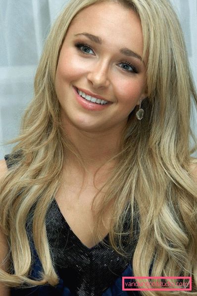 Acconciature da donna per capelli lunghi per viso tondo