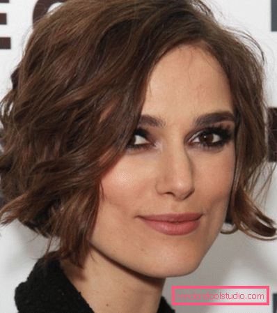 Tagli di capelli da donna per un tipo di faccia quadrata
