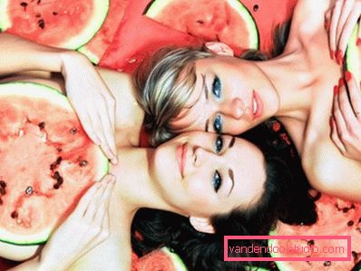 ragazze in bacche ragazze in bacche
