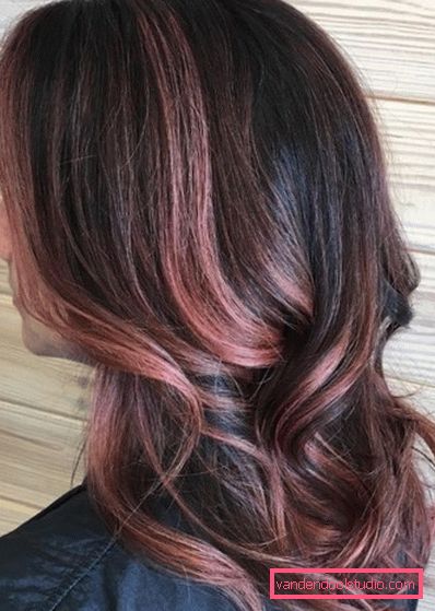 Balayazh da colorare su capelli scuri Balayazh: tecnica delicata per colorare i capelli