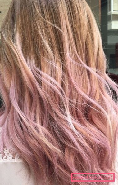 Balayazh da colorare su capelli castano chiaro Balayazh: tecnica delicata per colorare i capelli