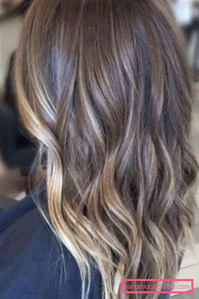 Balayazh da colorare su capelli medi Balayazh: tecnica delicata per colorare i capelli