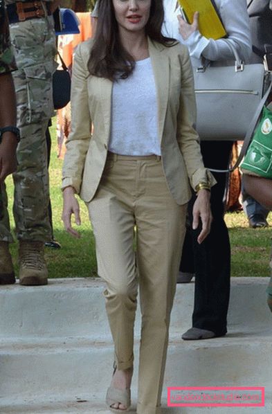 Stile immacolato di Angelina Jolie