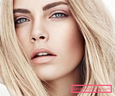 bella ragazza con i capelli biondi bella ragazza con i capelli biondi