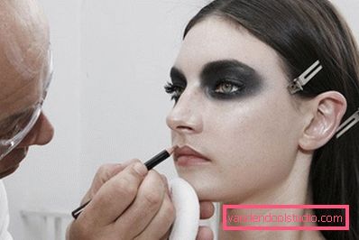 applicazione di trucco applicazione di trucco