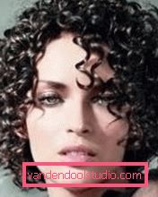 Arricciatura biochimica dei capelli Che cosa è un curling biochimico dei capelli