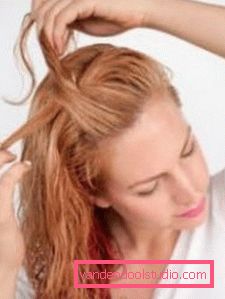 Acconciature leggere per capelli medi in 5 minuti a se stesso Realizziamo acconciature leggere per capelli medi in 5 minuti: semplice stile fai-da-te