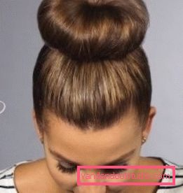 Acconciatura per capelli lunghi in modo rapido e bello Facciamo acconciature per capelli lunghi in modo rapido e bello