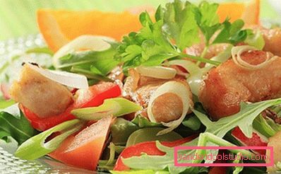 insalata con verdure e carne