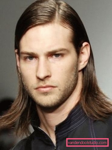 Tagli di capelli lunghi da uomo Tagli e tagli di capelli lunghi da uomo