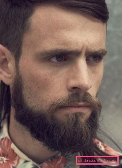 Tagli di capelli lunghi da uomo Tagli e tagli di capelli lunghi da uomo