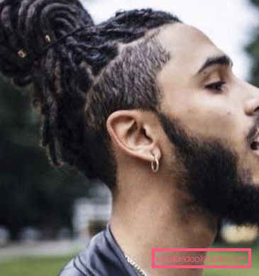 Acconciature da uomo lunghe con treccine Tagli e tagli di capelli lunghi da uomo