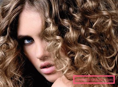 riccioli di capelli riccioli di capelli