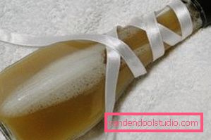 shampoo liquido in una bottiglia shampoo liquido in una bottiglia