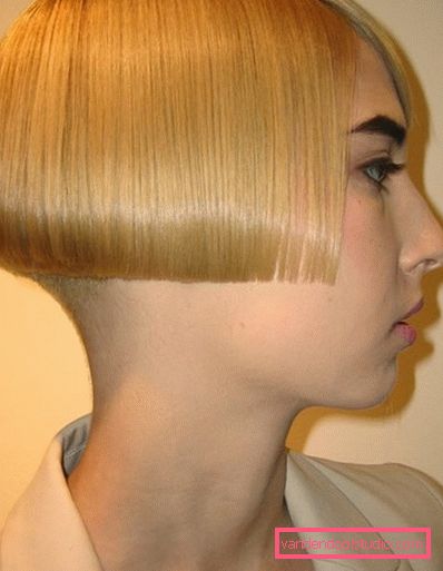 Tagliare un bob con i capelli corti Taglio di capelli spettacolare ed elegante sulla gamba