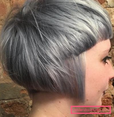 Taglio di capelli quadrato sulla gamba con il botto Taglio di capelli spettacolare ed elegante sulla gamba
