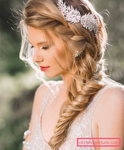 Acconciature eleganti con trecce 2019-2020