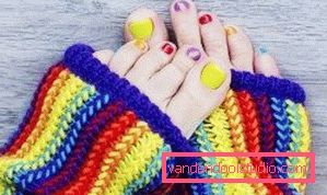 unghie multicolori