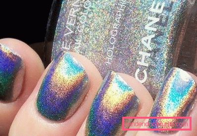 manicure iridescente di chanel manicure iridescente di chanel