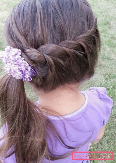 acconciature a scuola ogni giorno Acconciature quotidiane per la scuola