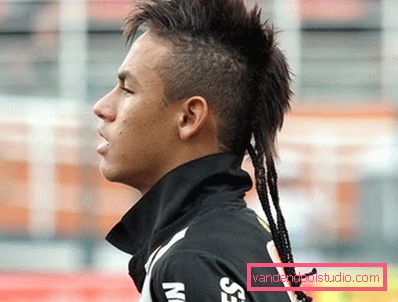 Qual è il nome di un nuovo calciatore di acconciatura Neymar