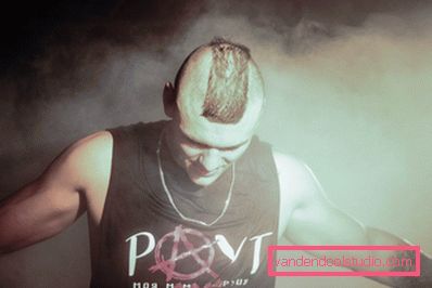 Qual è il nome della pettinatura di Tony Rauta - foto