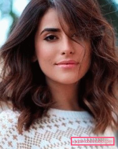 Acconciature per una faccia quadrata Come scegliere acconciature e tagli di capelli per una faccia quadrata