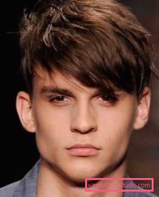 Acconciature per una faccia quadrata Come scegliere acconciature e tagli di capelli per una faccia quadrata