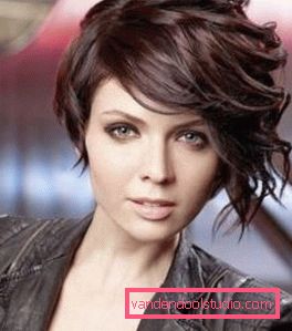 Acconciatura facile per capelli corti Come si fanno i capelli in 5 minuti