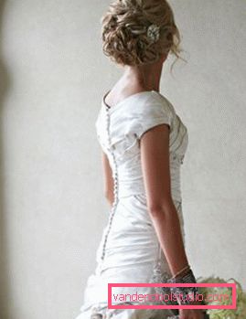 Come scegliere una pettinatura per un matrimonio
