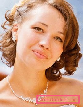 Come scegliere una pettinatura per un matrimonio