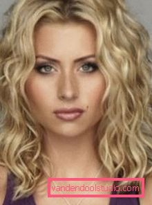 Perming in grandi riccioli su capelli medi Come fa una permanente in grandi ricci sui capelli medi oggi